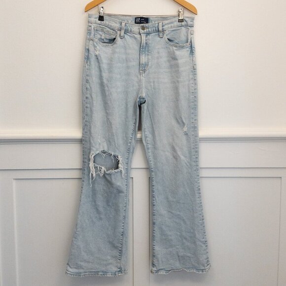 GAP Denim - GAP ’70s Flare Light Wash Ripped Jeans Size 12/31R Retro High Rise Denim